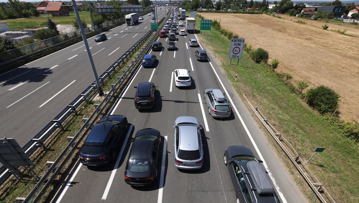 Pojačan je promet na autocestama u smjeru mora