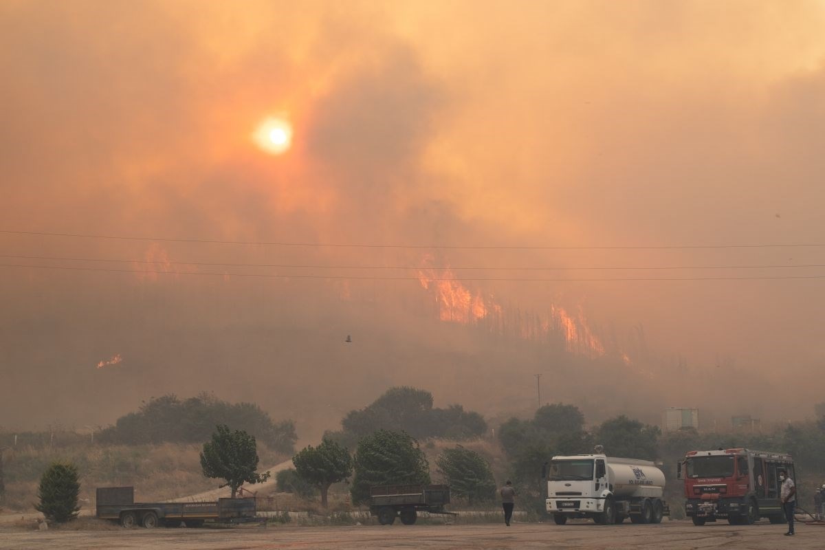 VIDEO I FOTO Ogromni požari u Izmiru izvan kontrole