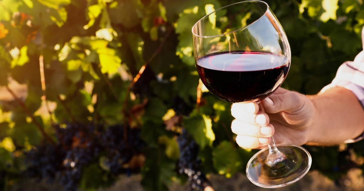 Umjesto čaše crnog vina, ovih 5 namirnica donosi još više dobrobiti za srce