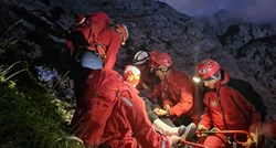 FOTO Velika akcija HGSS-a na Biokovu, 40 ljudi išlo spašavati planinara