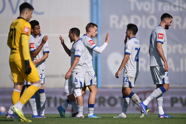 Dinamo na Fejsu: Na koliko smo ono? Na +20, frende