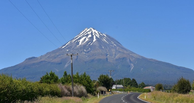 Planinar na Novom Zelandu preživio pad sa 600 metara