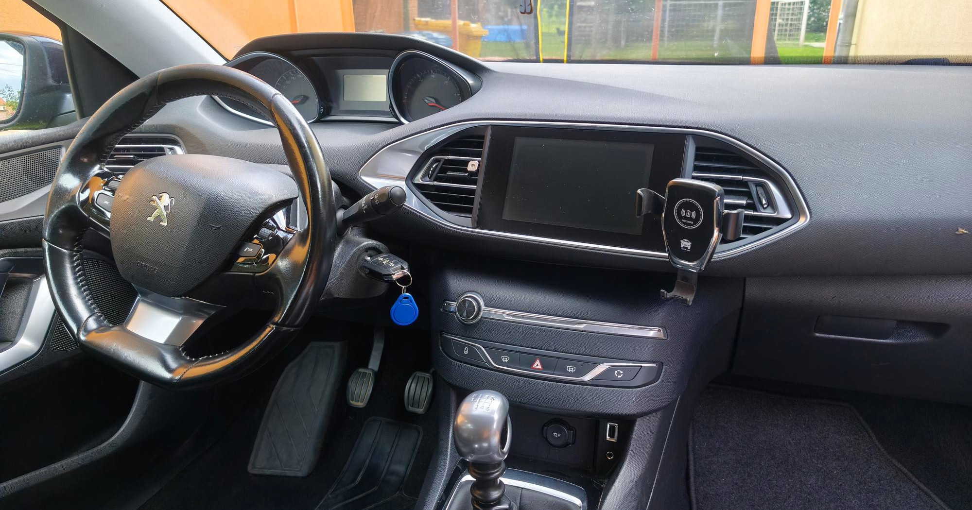 Ovaj Peugeot 308 SW je najgledaniji na Oglasima. Prodaje se za 5500 eura