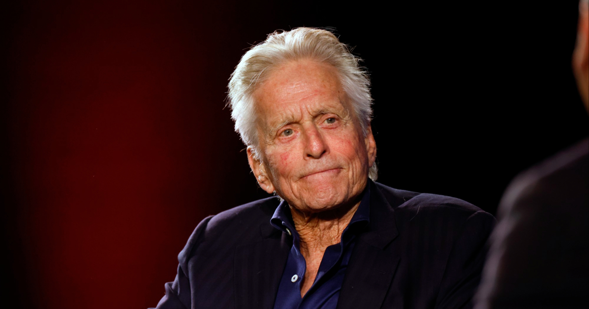Michael Douglas u memoarima otkrio koliko je kilograma izgubio tijekom borbe s rakom