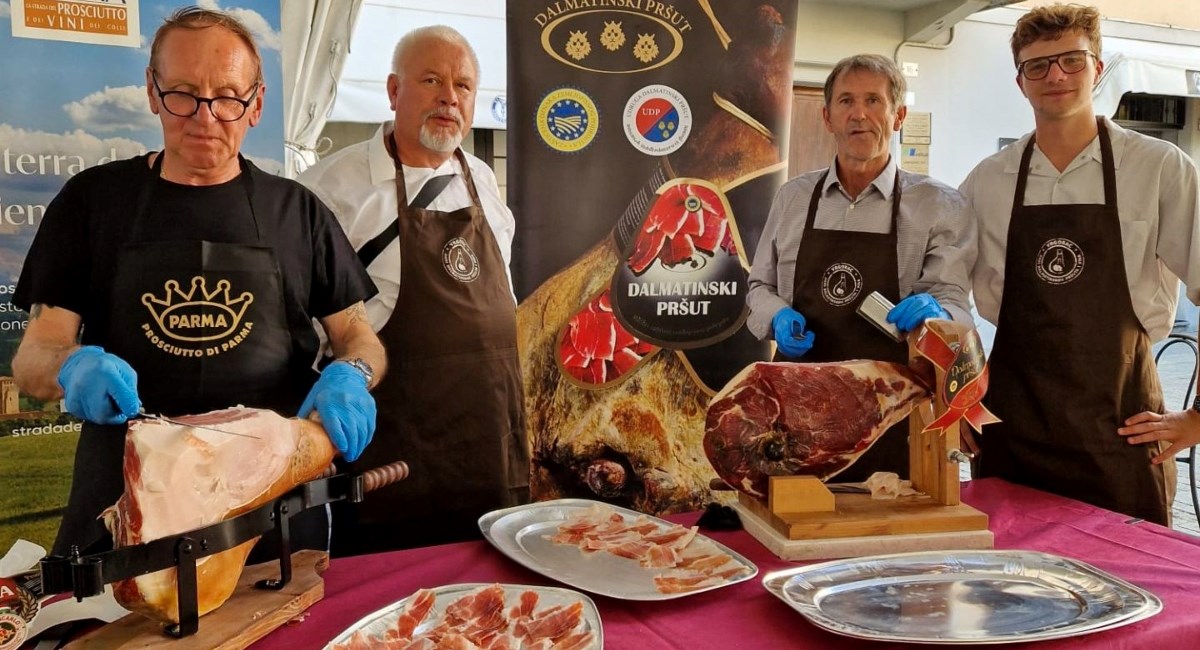 Dalmatinski pršut predstavljen na festivalu u Parmi oduševio je Talijane
