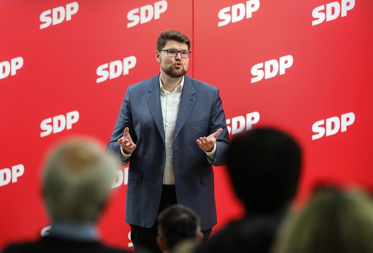 Grbin: Javnost zaslužuje znati zašto odlazi šefica Uskoka