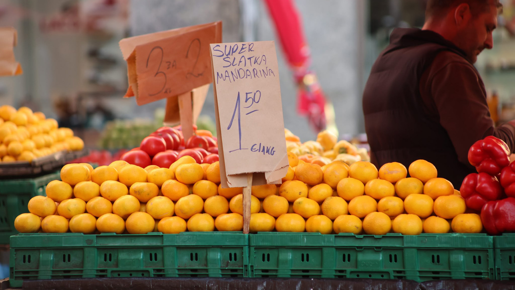 Prve mandarine stigle na Dolac, cijene su prilično različite