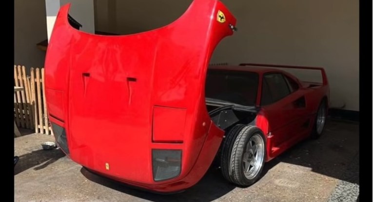 VIDEO Saddamov Ferrari je pronađen