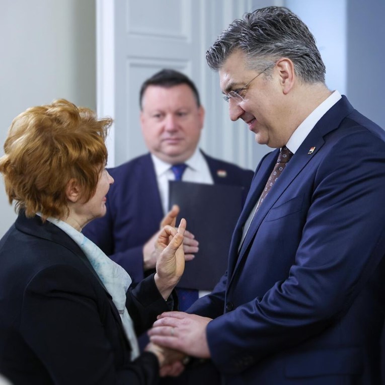 Plenković: Mir u Ukrajini trebao bi uključivati vraćanje ukrajinskog teritorija