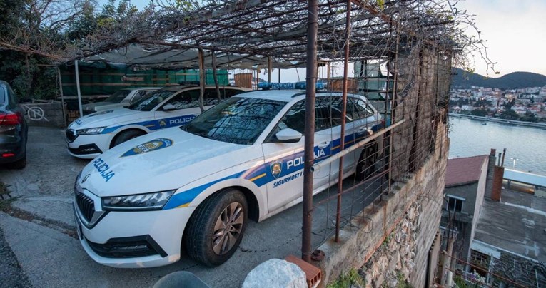Novi detalji: Sin u Dubrovniku pucao ocu (83) u glavu pa nazvao policiju