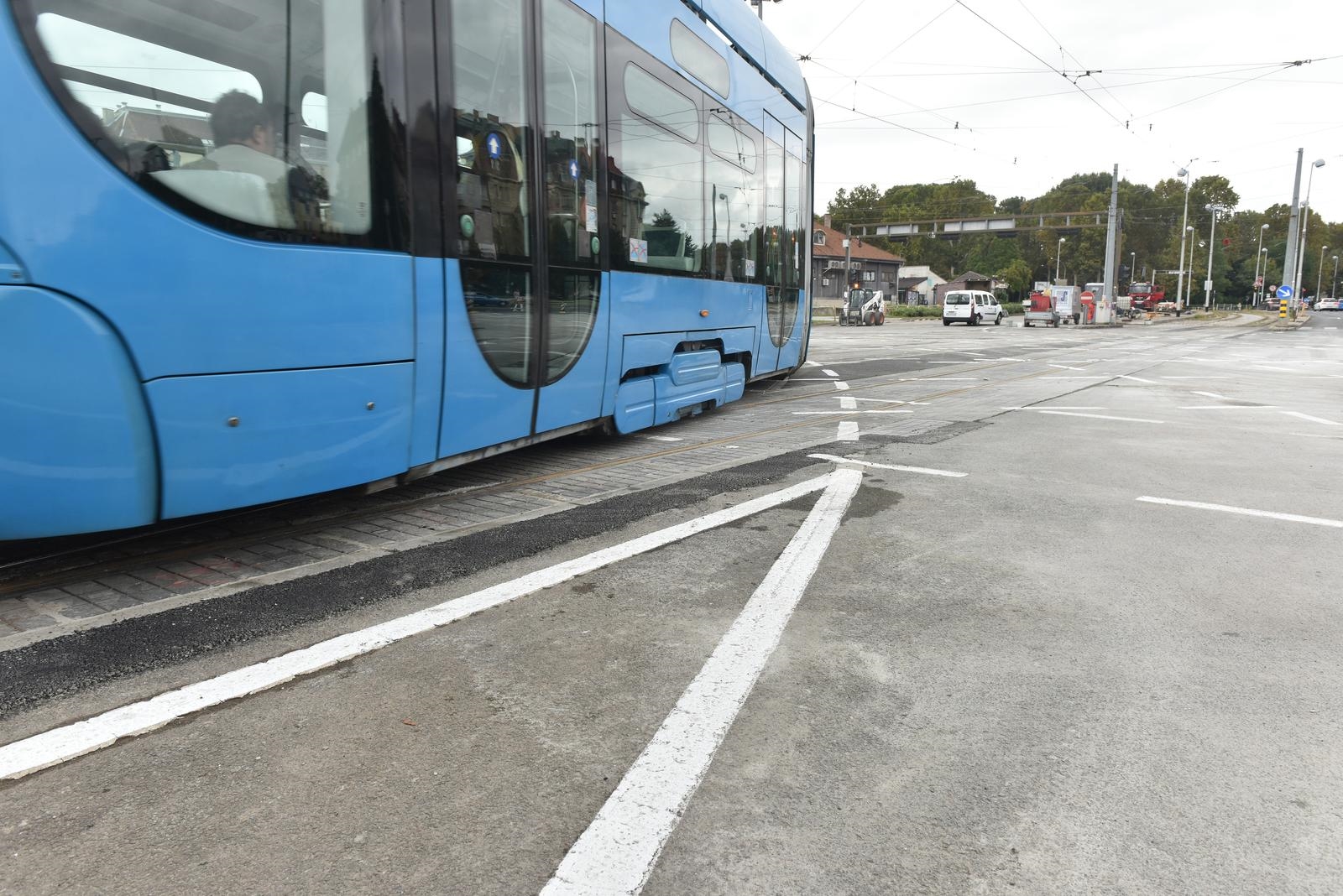 Slovenac u Zagrebu skrivio nesreću. Teško ozlijeđena žena u tramvaju