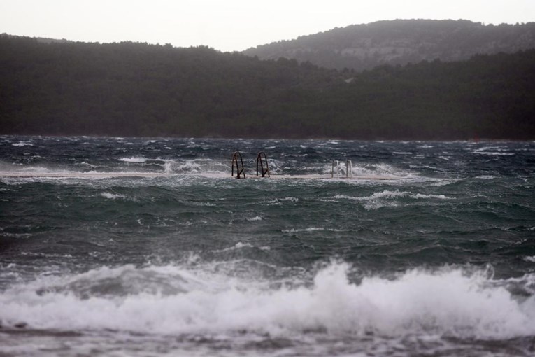 Znanstvenik iz Rovinja: Svi uzorci iz Jadrana koje sam obradio imali su mikroplastiku