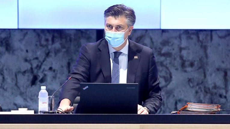 VIDEO Plenković na vladi o mjerama: Trajat će od subote do 21. prosinca