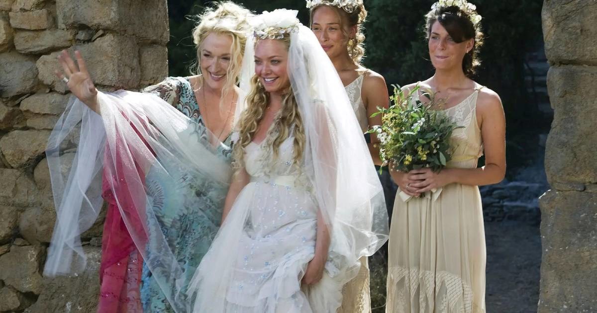 Mladenka pokazala što je maćeha odjenula na njezinu svadbu, mreže gorjele od reakcija