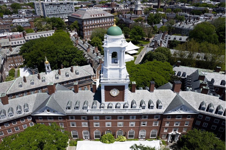Harvard optužen za diskriminaciju bijelih muškaraca pri zapošljavanju