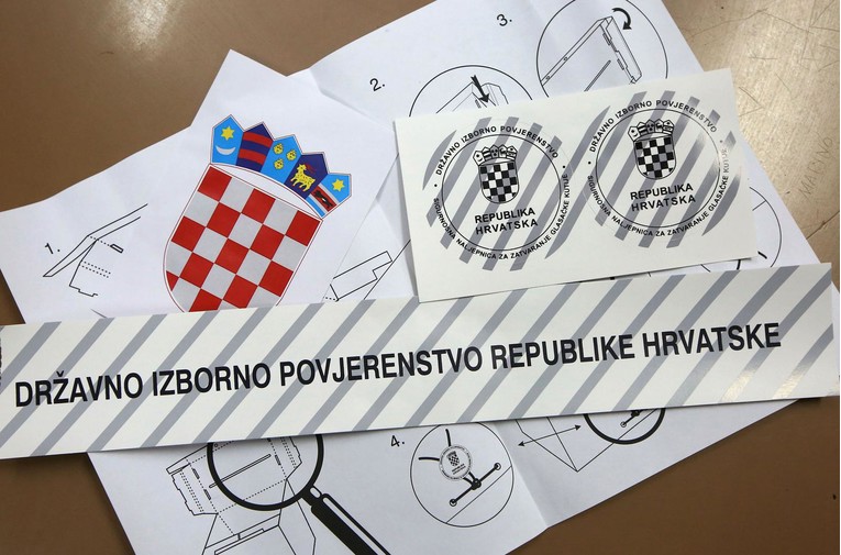 Gotovo trećina stranaka nije predala izvješće o donacijama DIP-u, prijete im kazne