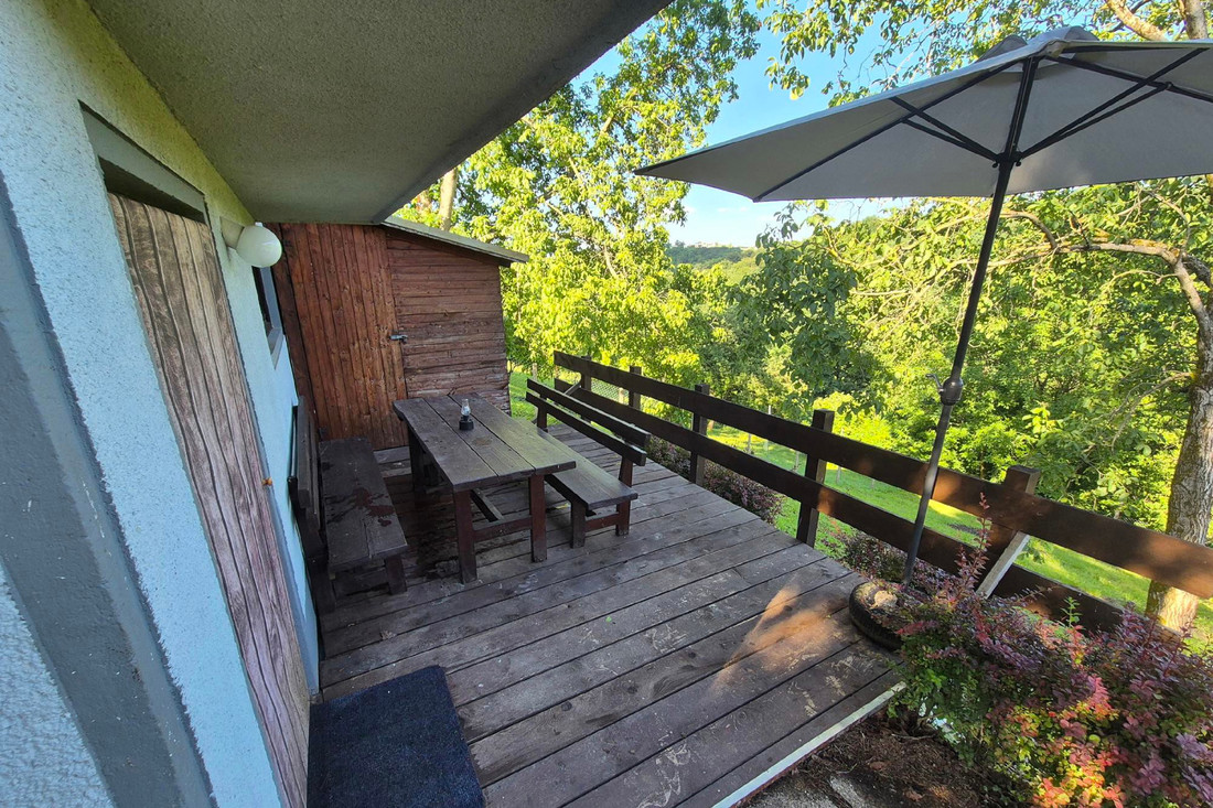 Namještena vikendica na sat vremena od Zagreba prodaje se za 59.000 €