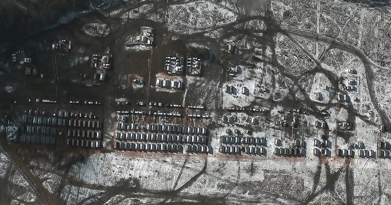 Objavljene nove satelitske snimke ruske vojske na ukrajinskoj granici