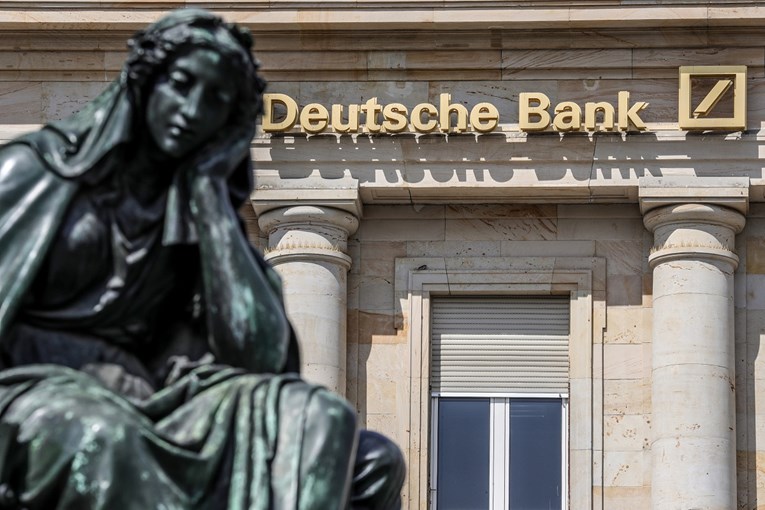 Deutsche Bank u središtu velikog skandala, kineskim komunistima kupovali darove
