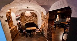 Zagrebački restoran u ponudu uvodi štrukle od sipe i kozica s ikrom divljeg lososa