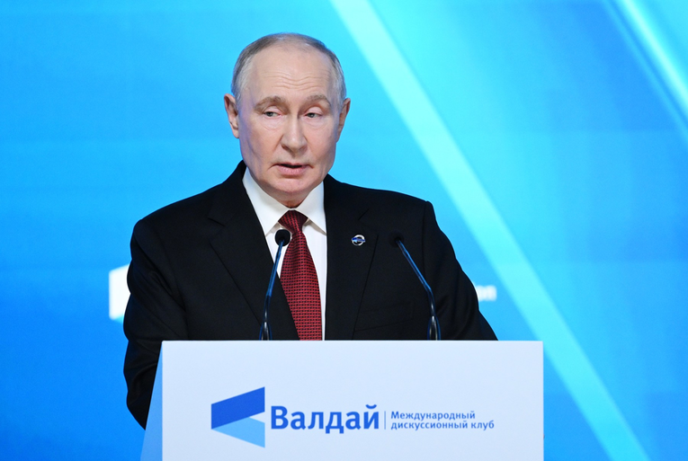 UŽIVO Obraća se Putin: "Doveli su nas do crvene linije"