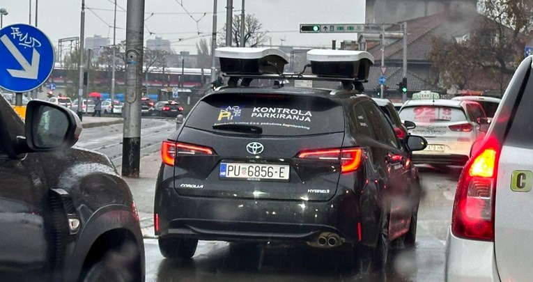 Zagrebom počeli voziti ovi auti za kontrolu parkiranja. Doznali smo o čemu se radi