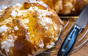 Omiljeni uskrsni slatki kruh dolazi iz Italije, a nekoć se u njega stavljao šafran?