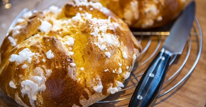 Omiljeni uskrsni slatki kruh dolazi iz Italije, a nekoć se u njega stavljao šafran?