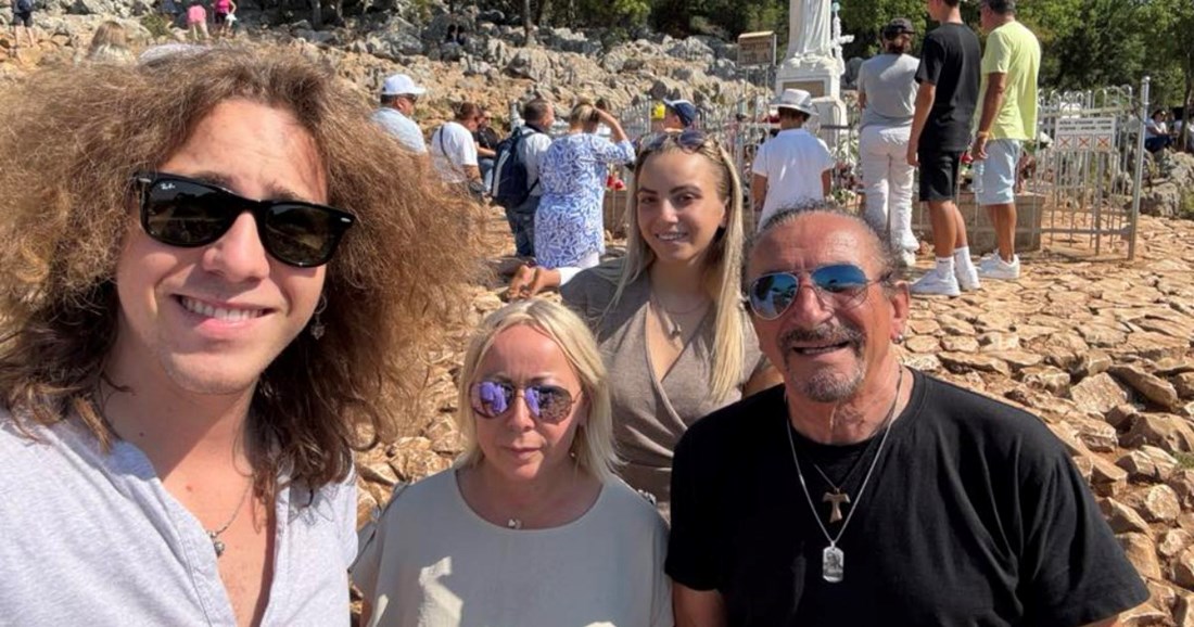 Kći Željka Bebeka privukla pažnju na zajedničkoj fotografiji iz Međugorja