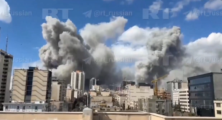 Glavnim gradom Irana odjekuju eksplozije. Izraelska vojska: Udaramo na srce Teherana