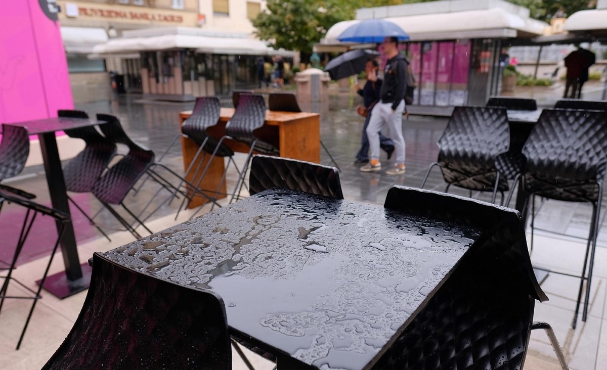 Danas većinom sunčano, krajem dana opet kiša i nevremena. Evo prognoze po regijama