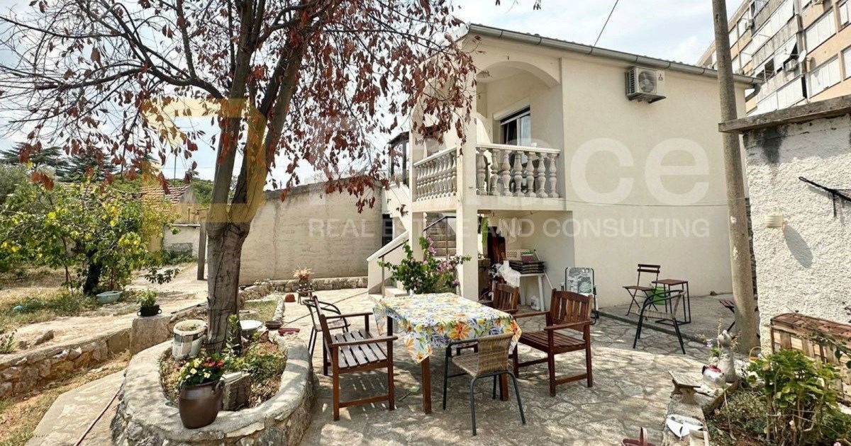 Top oglasi za nekretnine: Prilika za obitelj - renovirana kuća u Zadru