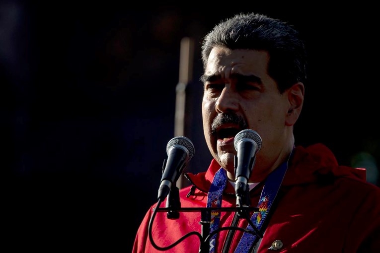 SAD razmatra kopneni napad na Venezuelu. Maduro: Spremni smo za obranu 