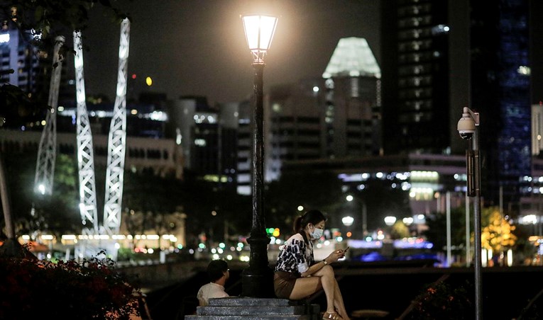 Singapur donio nove zakone, tko krši samoizolaciju može završiti u zatvoru