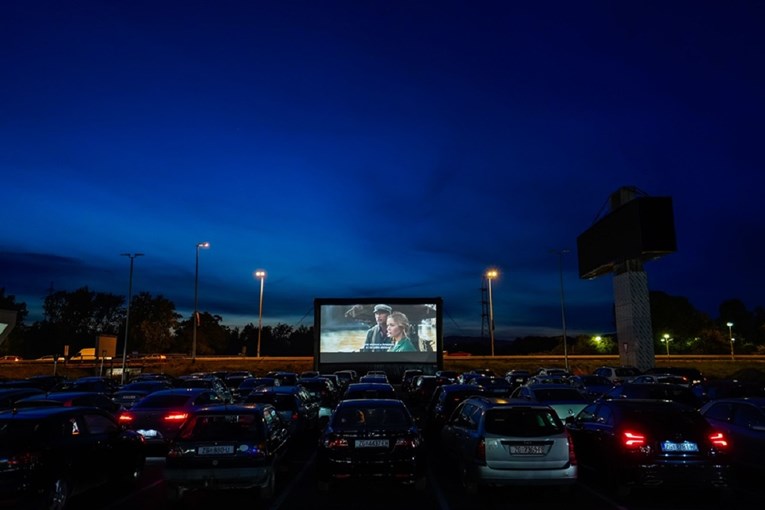 Veliki interes za CineStar pop up drive-in kino u Zagrebu