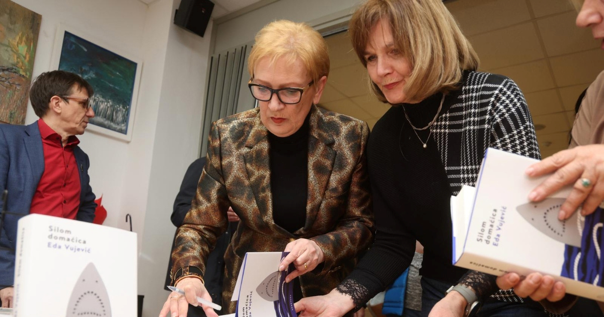 Mama Vojka V predstavila knjigu Silom domaćica, i on se pojavio na promociji