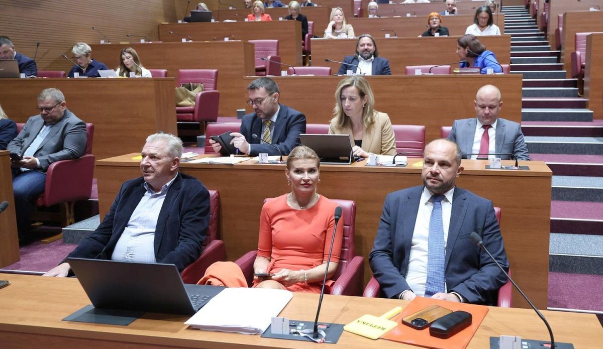 Pedeset i šest zastupnika traži priznanje Palestine, od desničara potpisao samo Bulj
