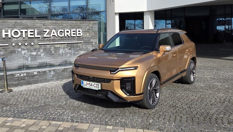 Tri, dva, jedan, Actyon: KGM u Zagrebu predstavio novi atraktivni SUV