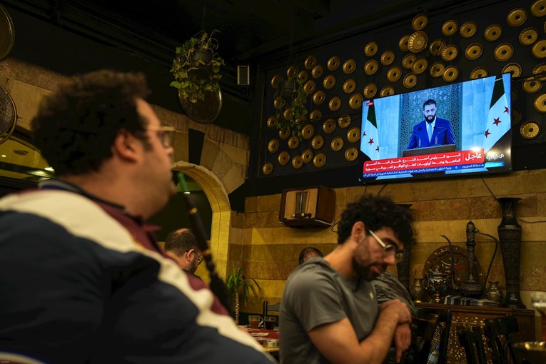 Trump potpisao ukidanje sankcija Siriji