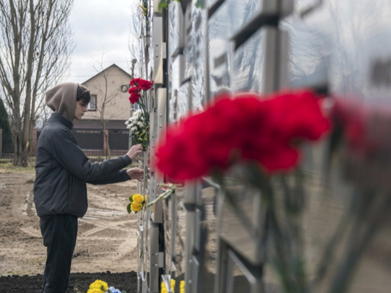 Četvrta godišnjica masakra u Buči. Stigli visoki dužnosnici EU-a