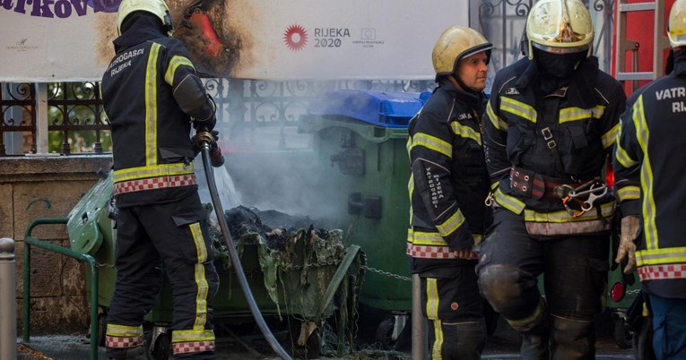 Počeo štrajk riječkih vatrogasaca, traže povećanje osnovice plaće