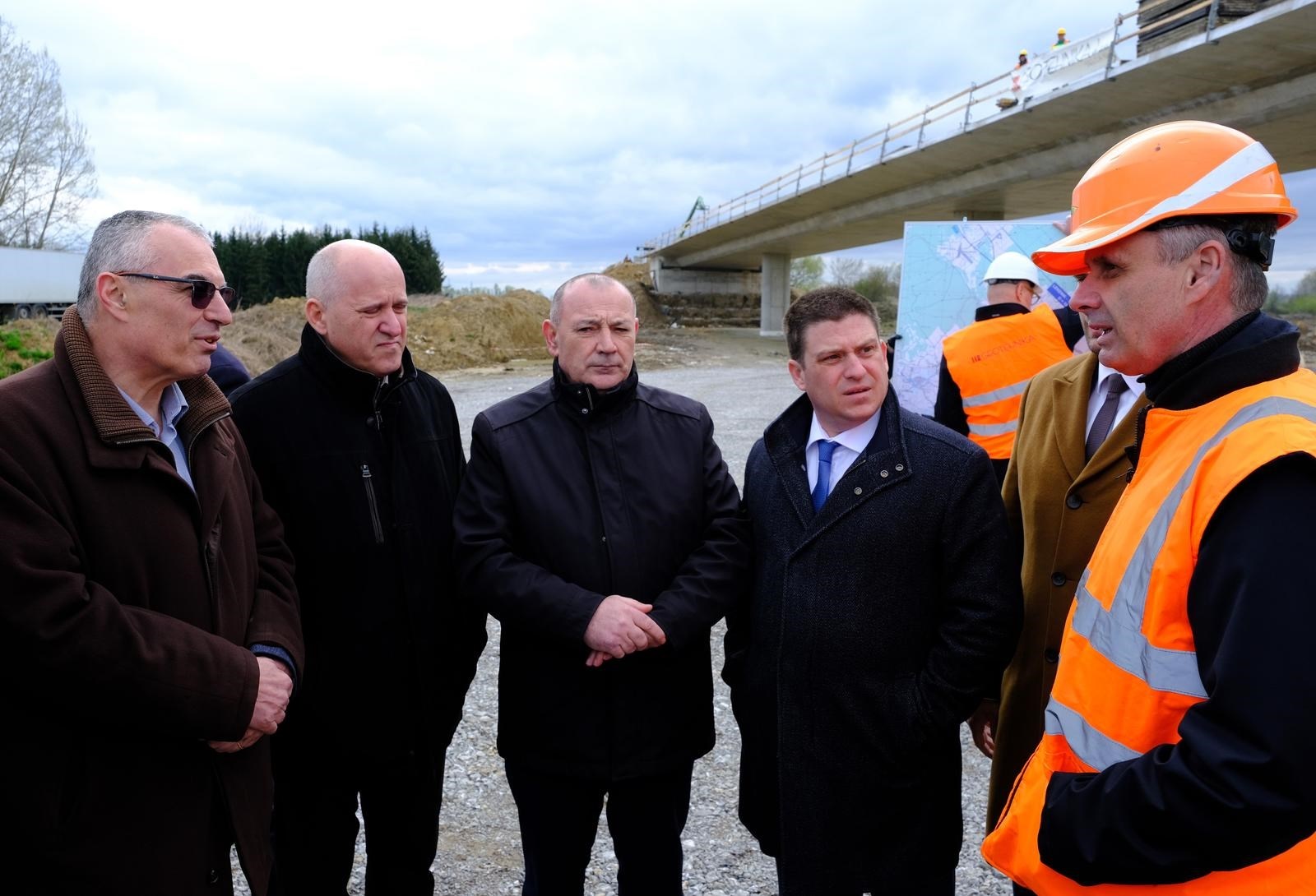 Ministri posjetili gradilište autoceste Zagreb - Sisak, evo kad će biti gotova
