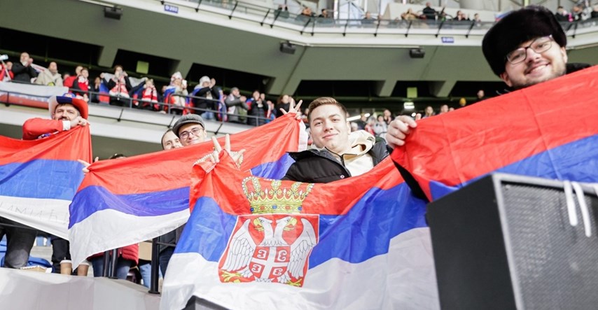 VIDEO Srbi i Rusi na stadionu zajedno pjevali pjesmu iz 2. svjetskog rata