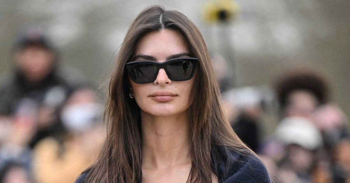 "Najhrabrije izdanje dosad": Emily Ratajkowski na Tjedan mode stigla praktički gola