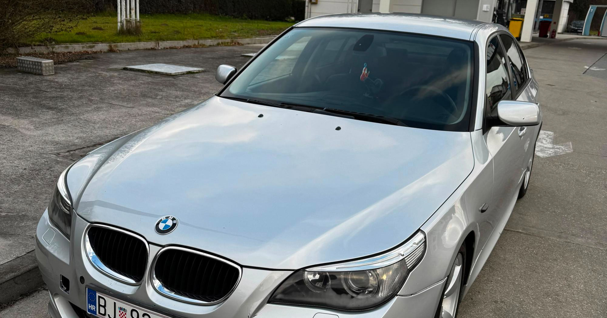 Najbolji auto oglasi: BMW E60 530d s ručnim mjenjačem i M paketom