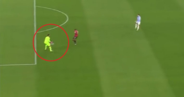VIDEO Igrači Milana poludjeli jer sudac nije dao crveni karton vrataru Lazija