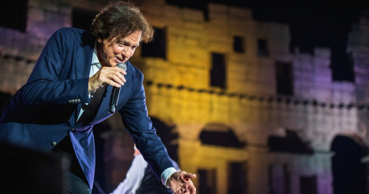 Zdravko Čolić se nakon pet godina vratio u pulsku Arenu, s njim nastupao orkestar