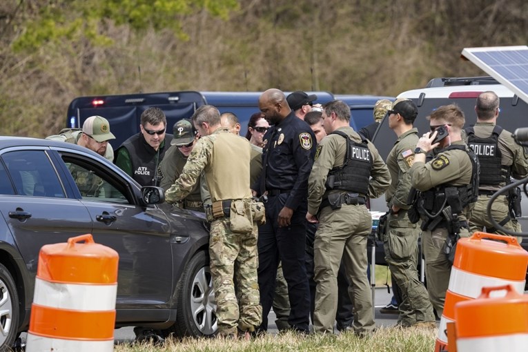 Pucnjava ispred sjedišta CIA-e, uhićena jedna osoba