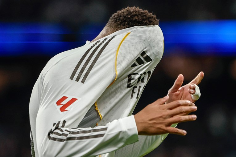 VIDEO Mbappe bijesan na suce: Kretenu, klaunovi jedni