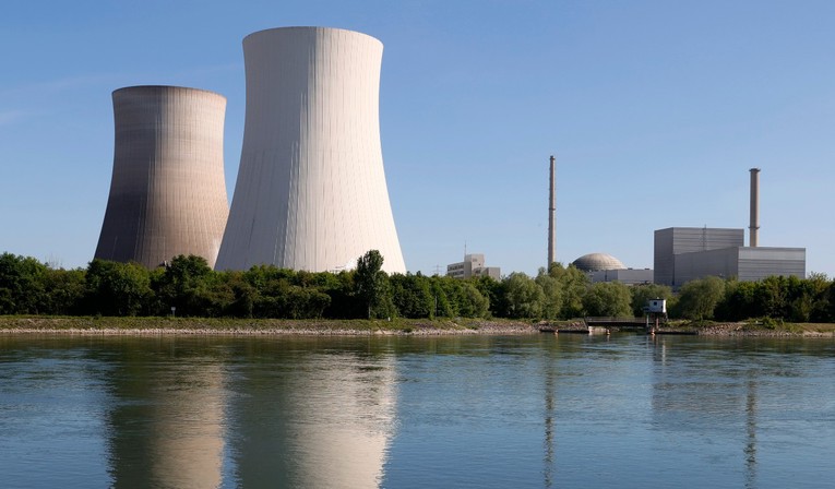 Češka daje beskamatni kredit državnoj tvrtki za izgradnju nuklearne elektrane